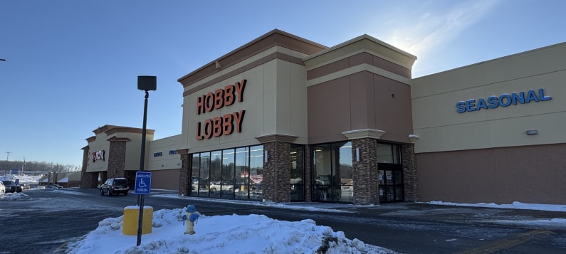 Primary Photo Of 520 Beckley Crossing Dr, Beckley Unknown For Lease