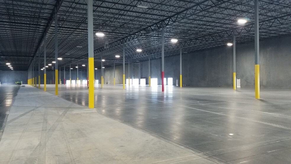 More Photos Of 160 International Dr, Concord Distribution For Lease