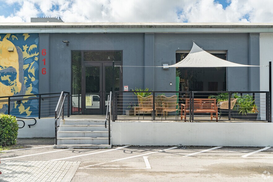 More Photos Of 616-620 NW 2nd Ave, Fort Lauderdale Showroom For Lease