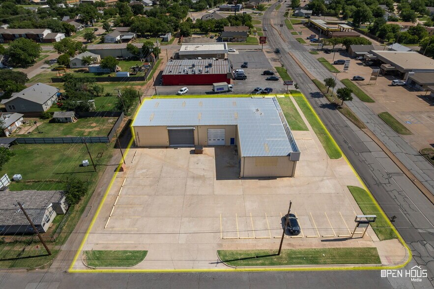 More Photos Of 2412 Kemp Blvd, Wichita Falls Light Manufacturing For Sale