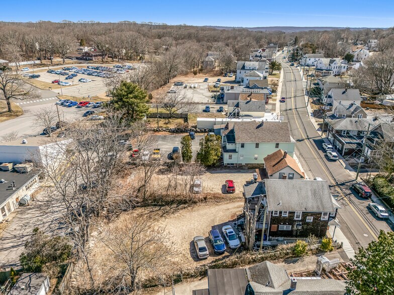 More Photos Of 108-110 Poquonnock Rd, Groton Freestanding For Sale