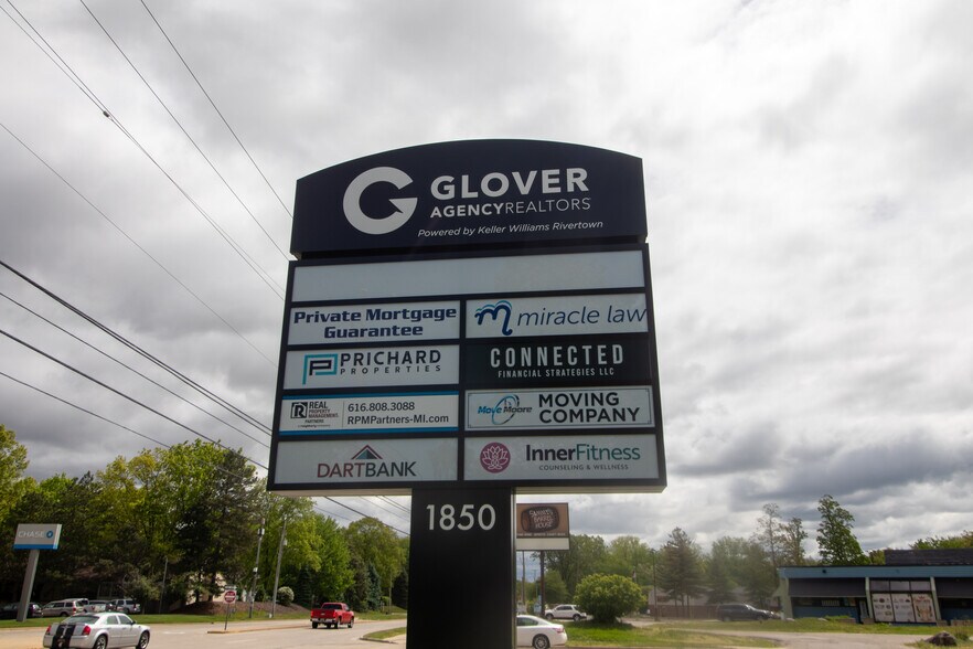 More Photos Of 1850 44th St SW, Grand Rapids Office For Lease