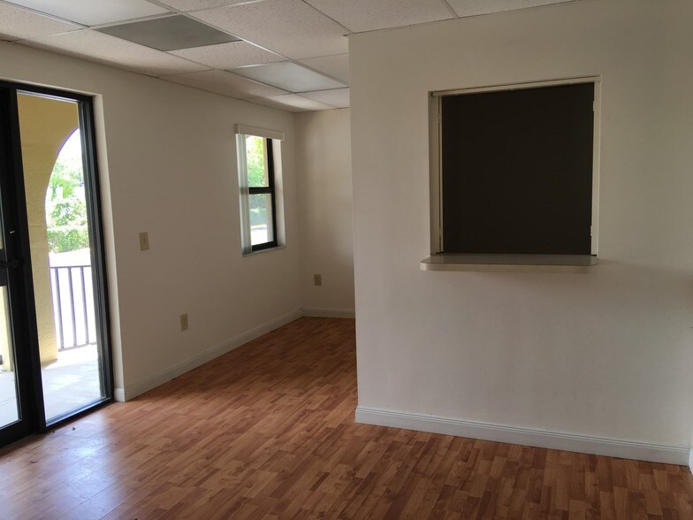 More Photos Of 27725 Old US Highway 41, Bonita Springs Office For Lease