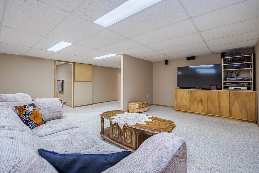 More Photos Of PT SE 10-50-2 W4, Blackfoot Trailer Camper Park For Sale