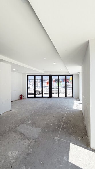 More Photos Of 658 Washington Ave, Brooklyn Apartments For Sale
