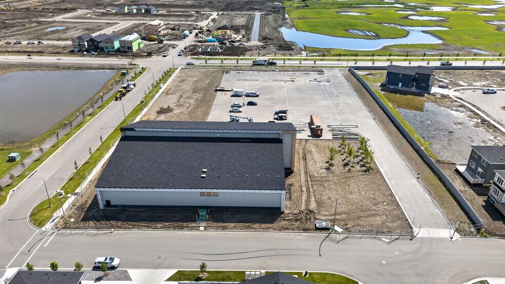 More Photos Of 200 Greenfield link, Fort Saskatchewan Storefront For Lease