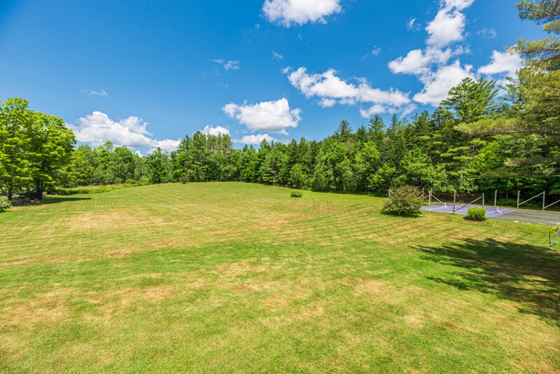 More Photos Of 132 Landgrove Rd, Landgrove Hotel For Sale