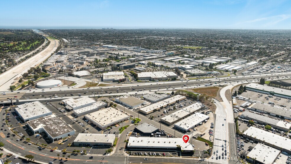 More Photos Of 18155-18195 Euclid St, Fountain Valley Showroom For Lease