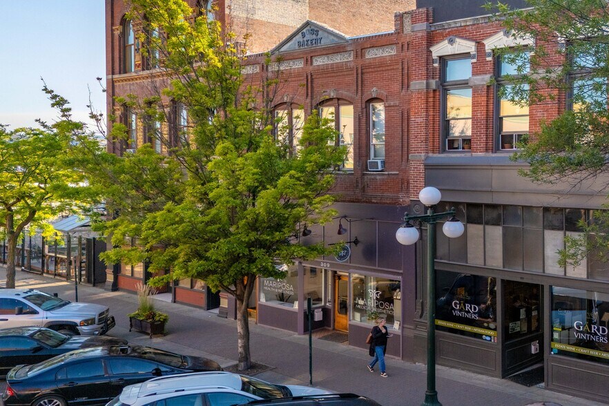 More Photos Of 309 N Pearl St, Ellensburg Storefront Retail Residential For Sale