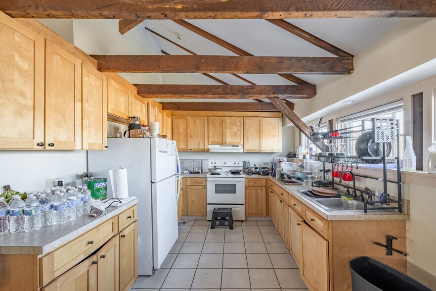 More Photos Of 332 Canonchet Rd, Rockville Apartments For Sale