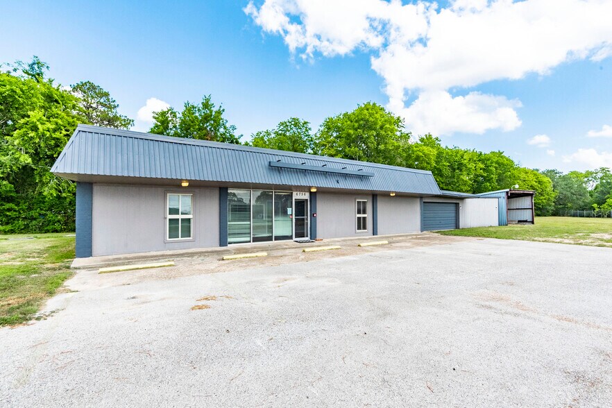 Primary Photo Of 6756 Masters Rd, Manvel Office For Lease