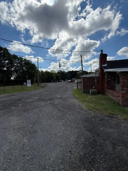 More Photos Of 663 Highway 33, Millstone Township Land For Lease