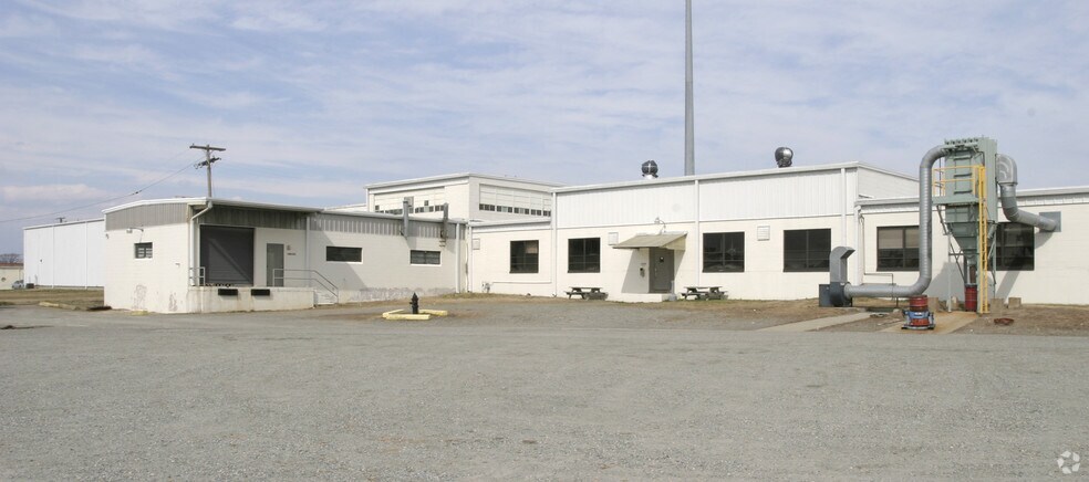 Primary Photo Of 900D Jefferson Ave, Newport News Manufacturing For Lease