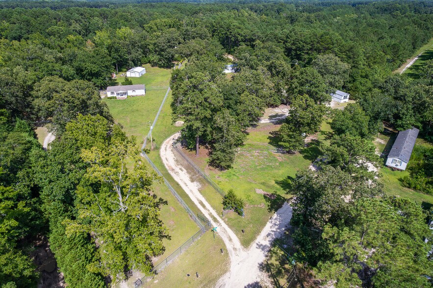 More Photos Of 399 Ireland Dr, Lumber Bridge Multifamily For Sale