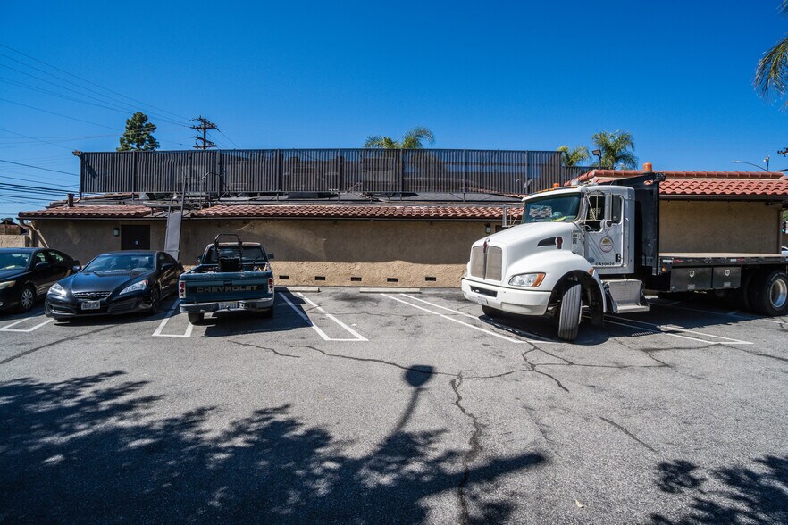 More Photos Of 200-222 E Foothill Blvd, Arcadia Storefront Retail Office For Sale