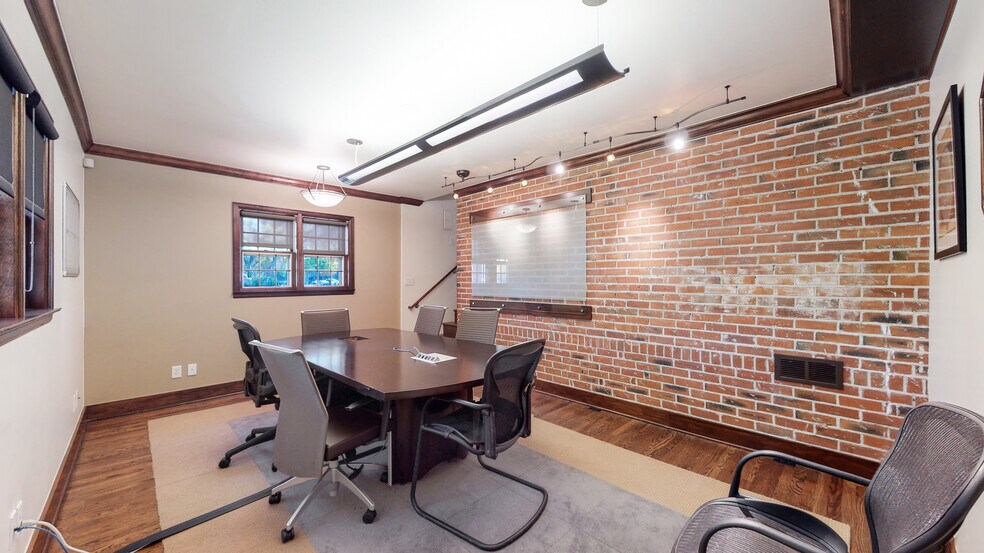 More Photos Of 416 W Oak St, Fort Collins Office For Sale