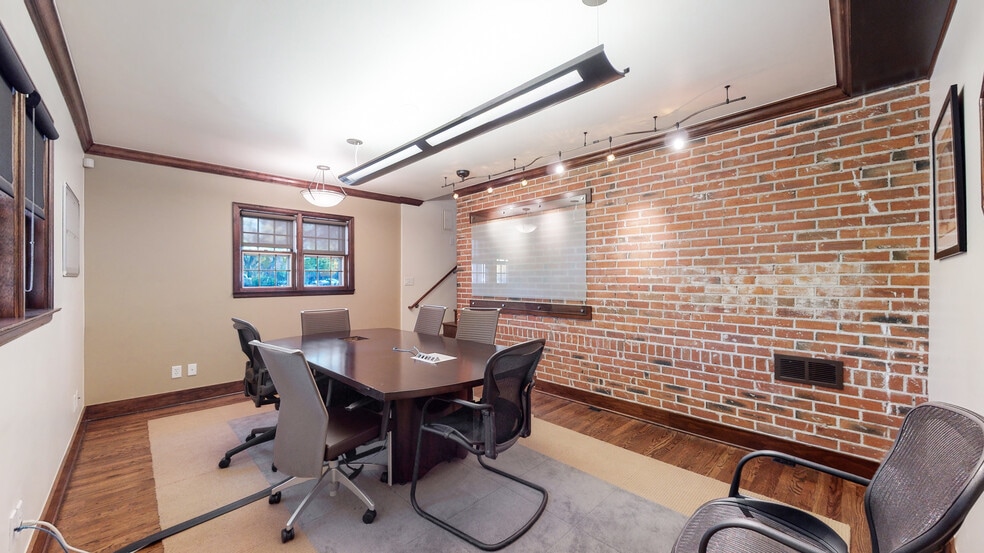 More Photos Of 416 W Oak St, Fort Collins Office For Sale