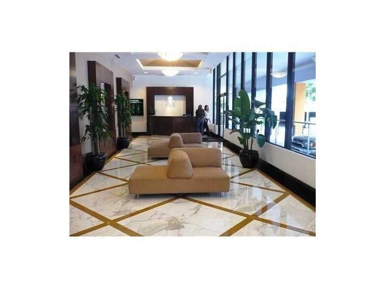More Photos Of 1110 Brickell Ave, Miami Office For Sale