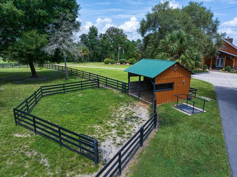 More Photos Of 7650 N Whippoorwill Ter, Hernando Horse Stables For Sale