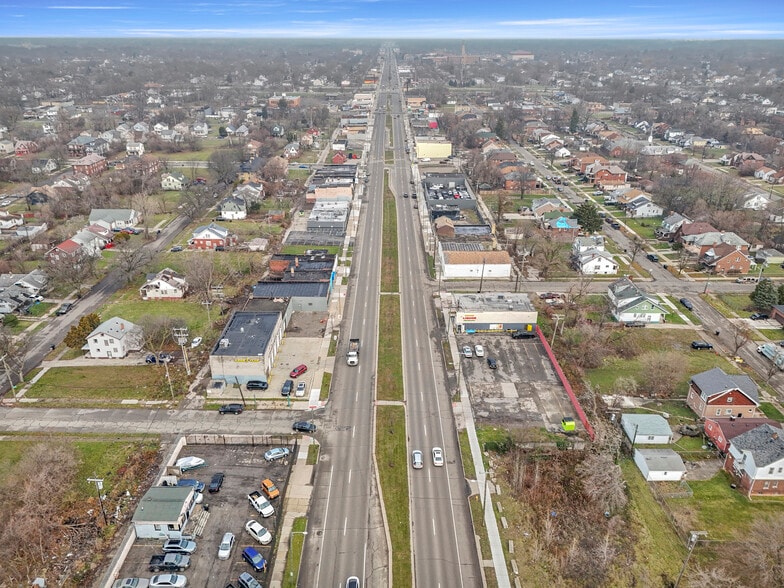 More Photos Of 14801-14835 Livernois Ave, Detroit Auto Repair For Sale