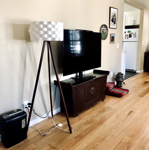 More Photos Of 986 Kains Ave, Albany Apartments For Sale