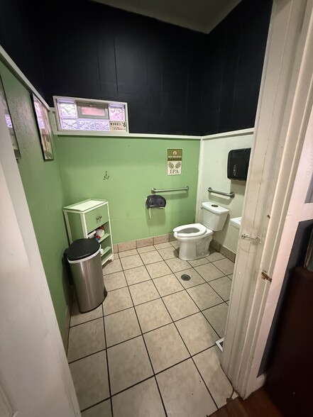 More Photos Of 1213 Ridge Rd, Lackawanna Restaurant For Sale