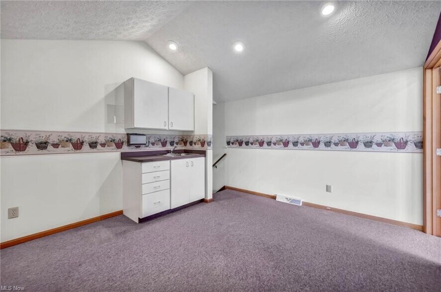 More Photos Of 33398 Walker Rd, Avon Lake Office For Sale