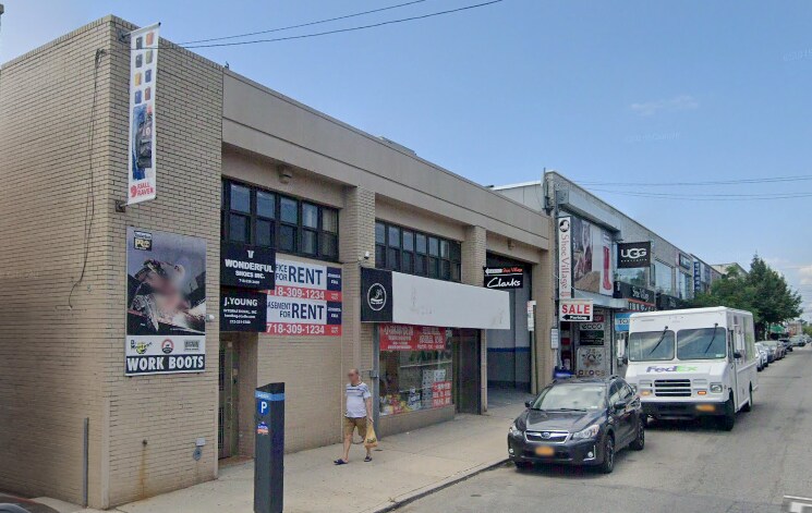 More Photos Of 4532 162nd St, Flushing Warehouse For Lease