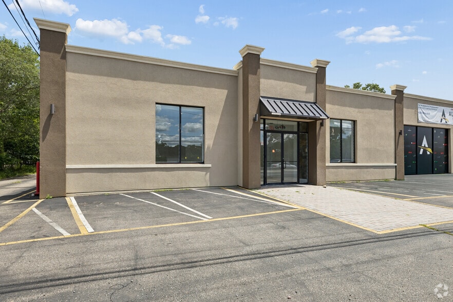 More Photos Of 4329 US Highway 9, Howell Storefront Retail Office For Lease