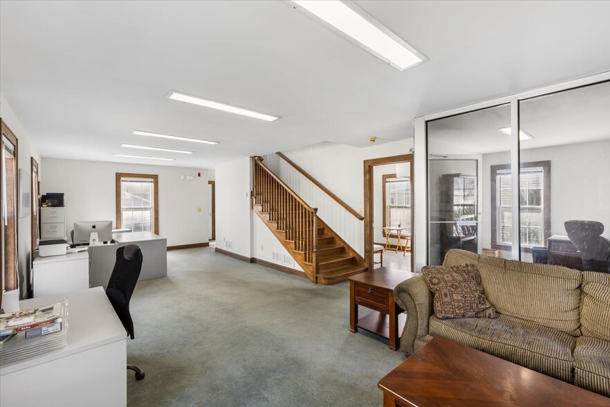 More Photos Of 27 Main St, Sparta Office For Sale