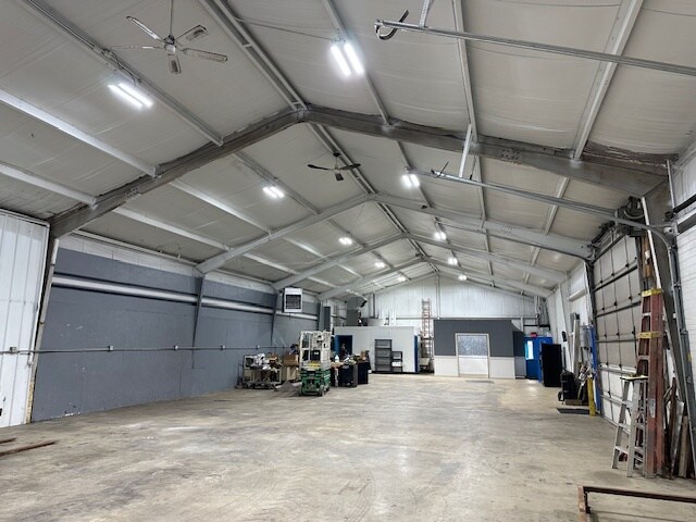 More Photos Of 1465 Cornell Rd, Howard Warehouse For Sale