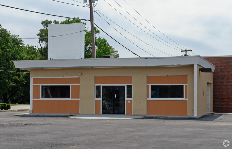 More Photos Of 5020 Williamsburg Rd, Richmond Auto Dealership For Sale
