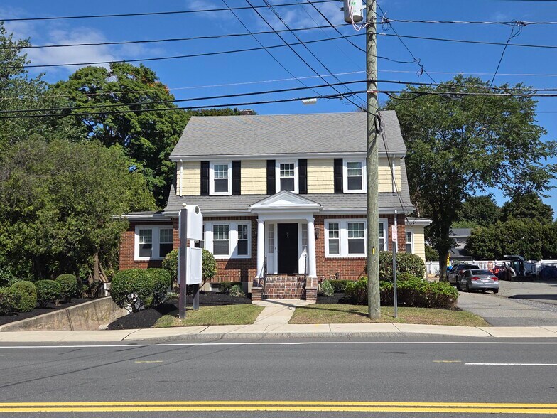 Primary Photo Of 282 Montvale Ave, Woburn Office For Sale