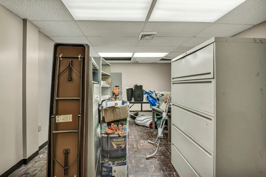 More Photos Of 15715 Libby Rd, Maple Heights General Retail For Sale