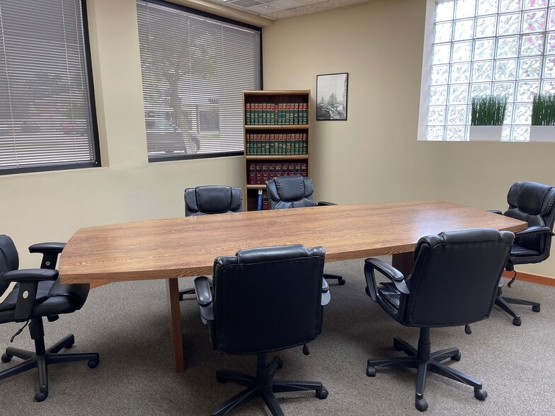 More Photos Of 5045 N Harlem Ave, Chicago Medical For Lease