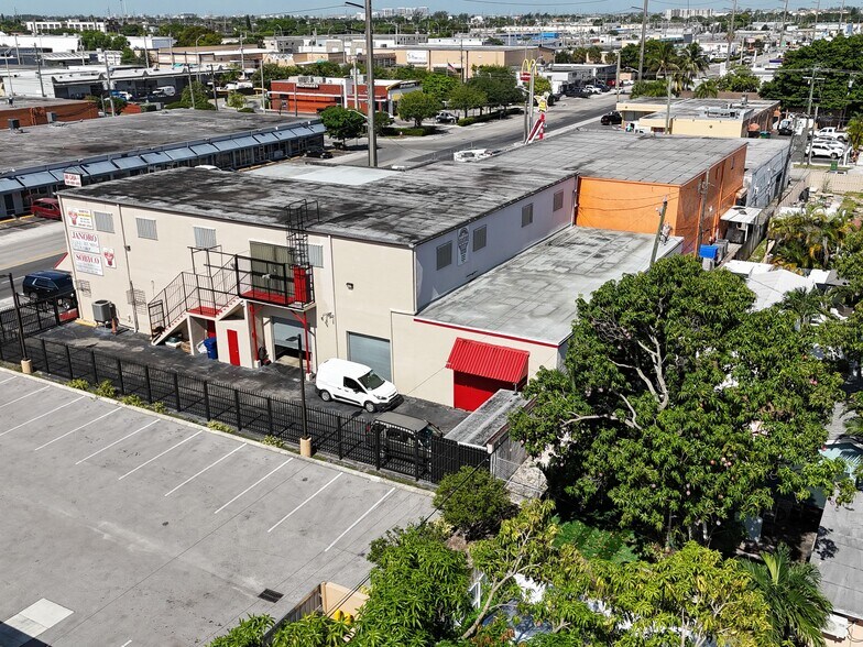 More Photos Of 249 W 29th St, Hialeah Freestanding For Sale