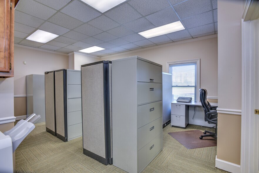 More Photos Of 2601 Commons Blvd, Augusta Office For Lease