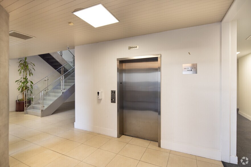 More Photos Of 750 N Diamond Bar Blvd, Diamond Bar Office For Lease