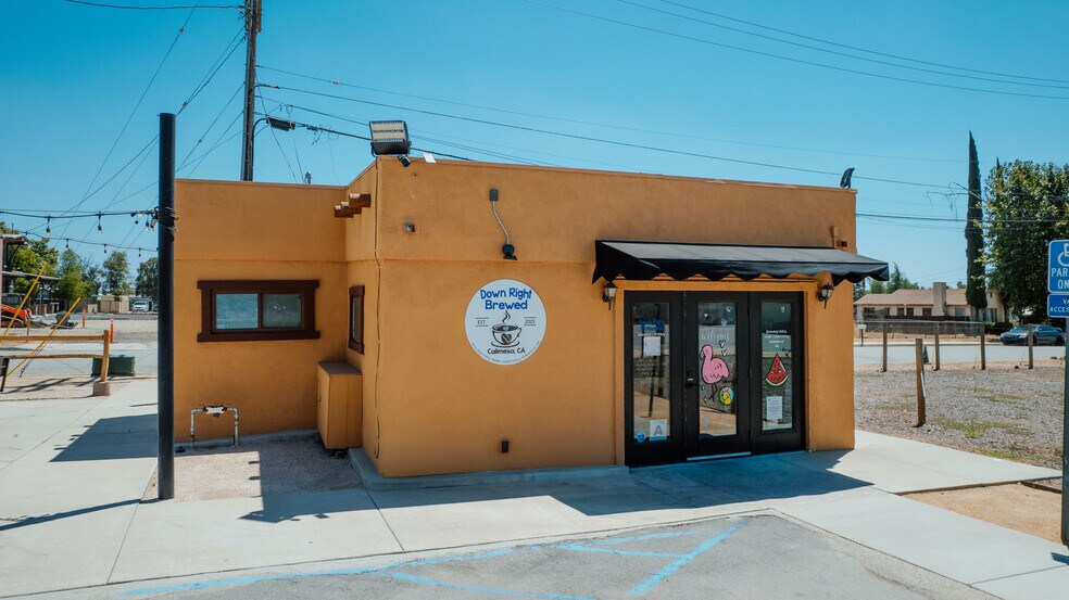 More Photos Of 950 Calimesa Blvd, Calimesa Freestanding For Sale