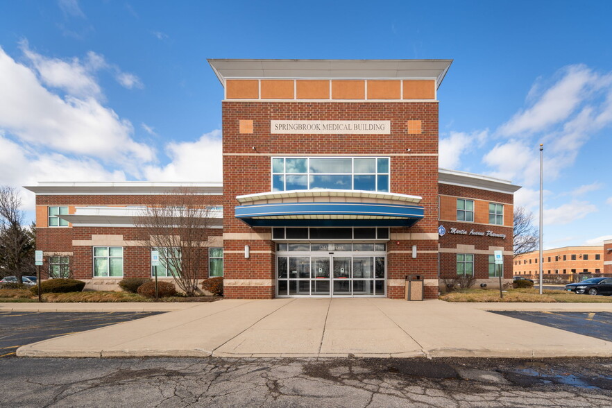 Primary Photo Of 1247 Rickert Dr, Naperville Medical For Lease