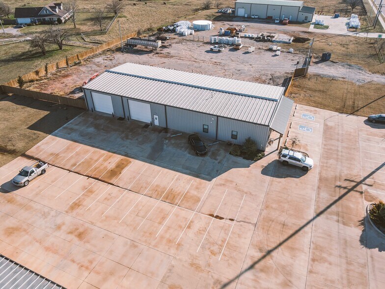 More Photos Of 9808 S Sunnylane Rd, Moore Office For Sale