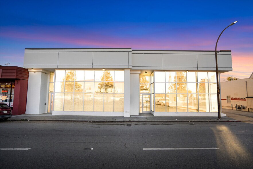 More Photos Of 1802-1808 El Camino Real, Redwood City General Retail For Lease