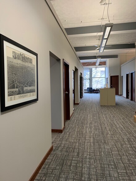 More Photos Of 125 S Kalamazoo Mall, Kalamazoo Office For Lease