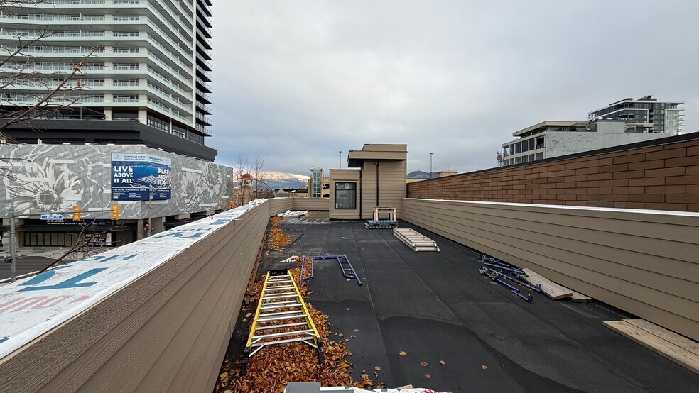 More Photos Of 1659 Water St, Kelowna General Retail For Lease