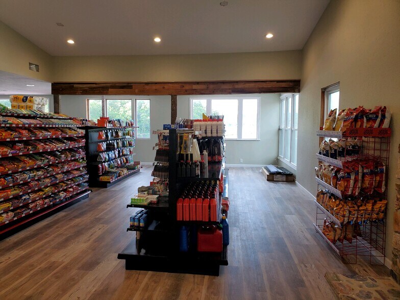 More Photos Of 267 Runaway Dr, Climax Springs Hotel For Sale