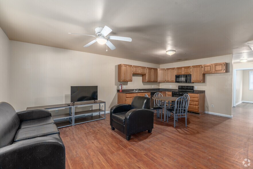 More Photos Of 8894 Knapp Ave, Bloomsburg Apartments For Sale