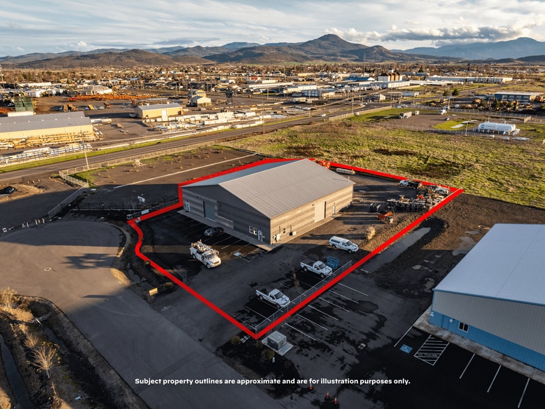Primary Photo Of 1918 Bobcat Way, White City Warehouse For Sale