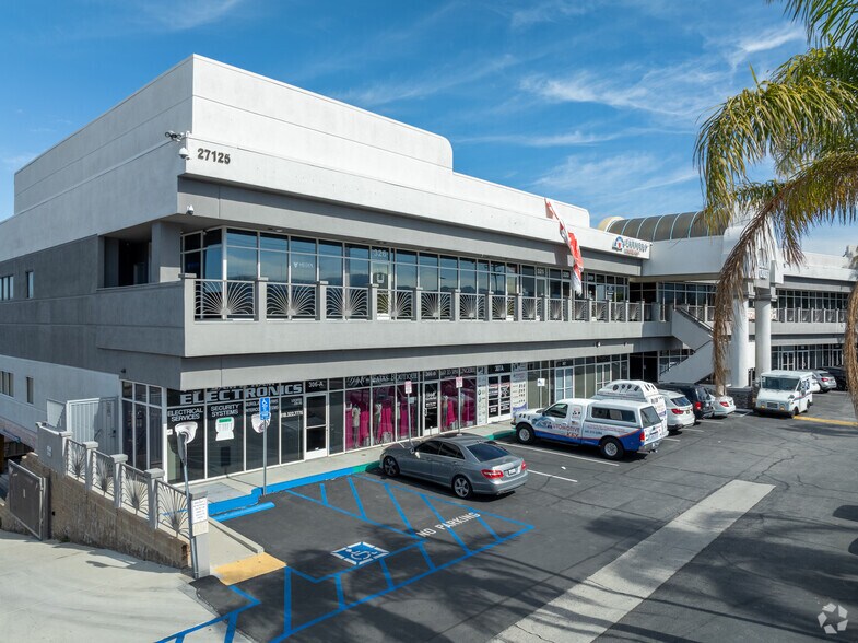 Primary Photo Of 27125 Sierra Hwy, Santa Clarita Coworking Space