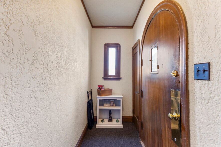 More Photos Of 2900 Barrett Ave, Richmond Multifamily For Sale
