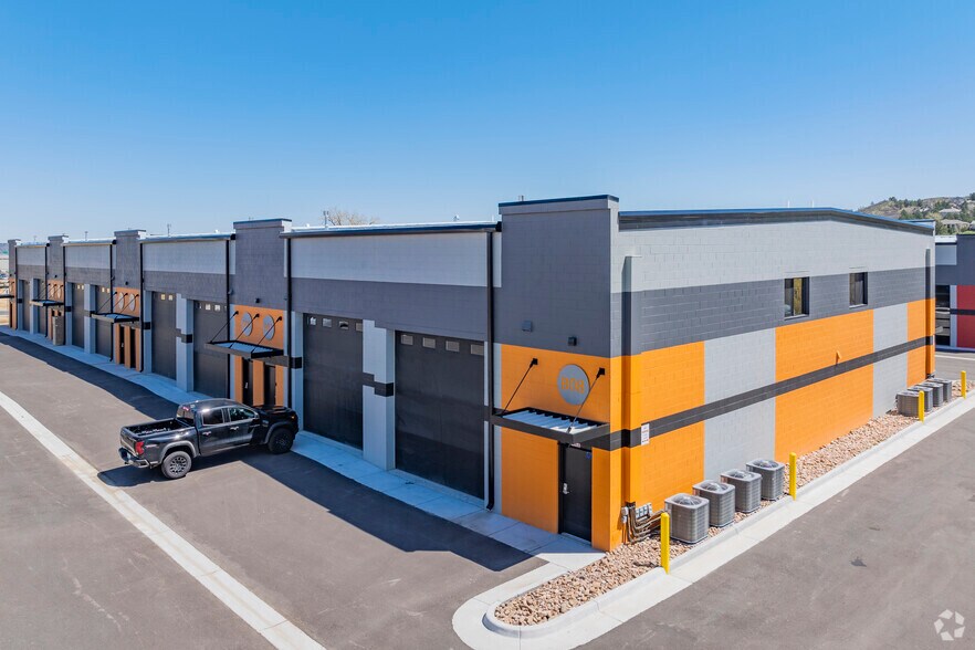 More Photos Of 1010 S Interstate Rd, Castle Rock Showroom For Sale